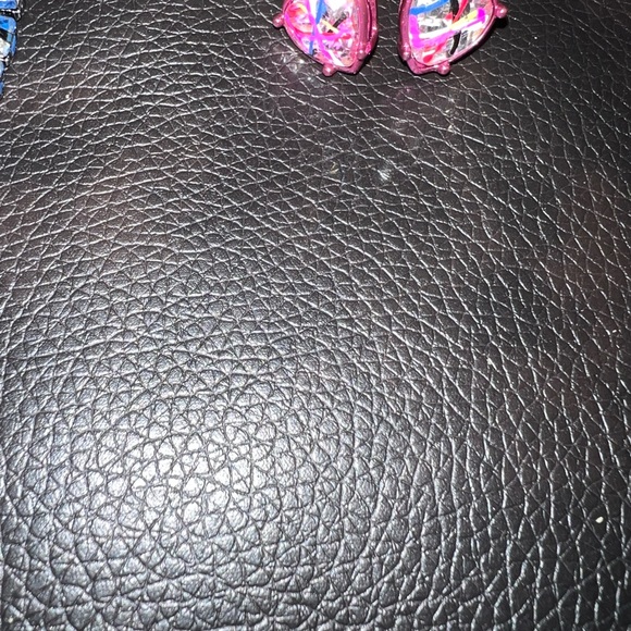 NWOT BETSEY JOHNSON HARLEM SHUFFLE NECKLACE, BRACELET, RING AND EARRINGS SET HTF - Picture 5 of 11